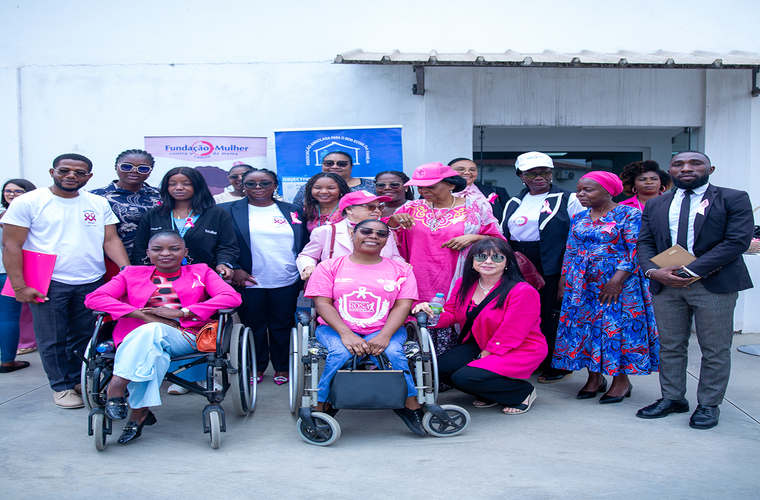 TVCABO Angola reforça compromisso com a saúde no Outubro Rosa TVCABO Angola reforça compromisso com a saúde no Outubro Rosa